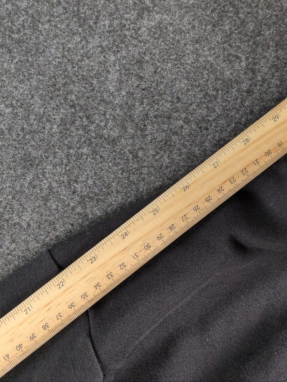 Skims Pullover Hoodie Sweatshirt - Picture 8 of 9